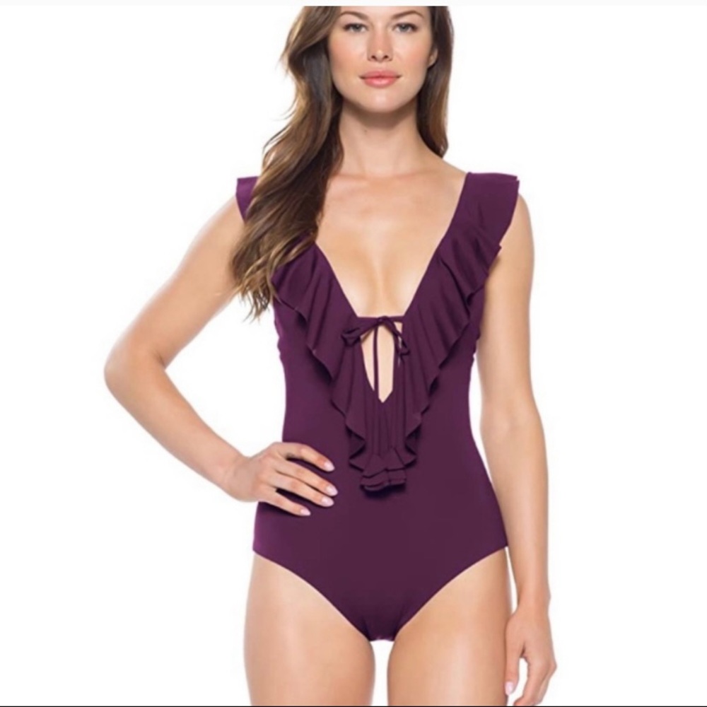 NWT Becca one pice bathing suit ❤️